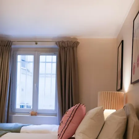 Elegance And Parisian Charm Tuileries Apartament Paryż