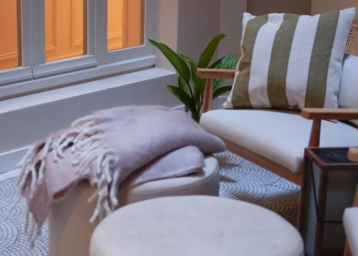 Elegance And Parisian Charm Tuileries Appartement Parijs
